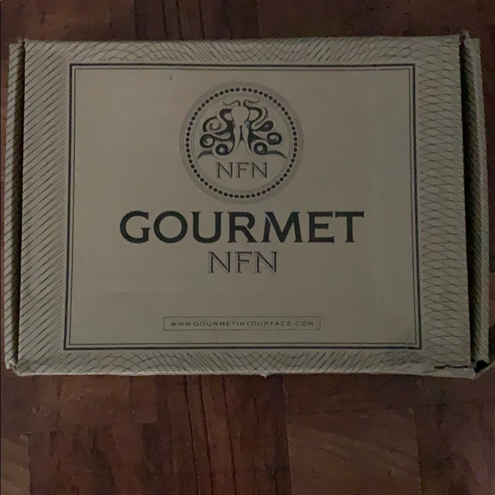 Gourmet NFM Hi-Top Sneakers Size 7 Us / Euro 39